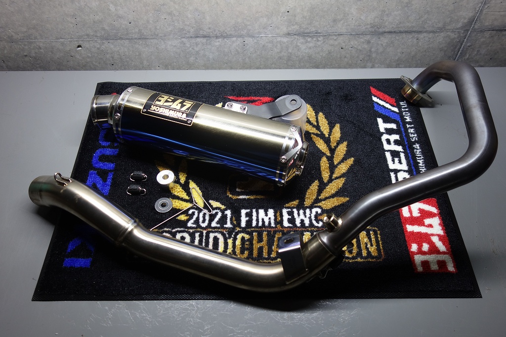 GIXXER250　GIXXER SF 250   yoshimura　ヨシムラ　機械曲 GP-MAGNUM105 サイクロン EXPORT SPEC 政府認証　STB チタンブルーカバー　110A-12A-5U80B｜パーツ・用品販売｜オートバイ修理・カスタム・新車中古車販売｜広島市南区大州｜Bike shop MotoRide